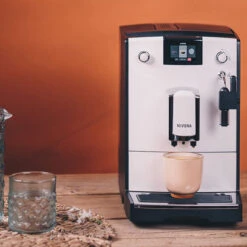 NICR 560 Caferomatica -Bestes Café Geschäft 105021 105021 nivona nicr 560 weiss chrom mood 3