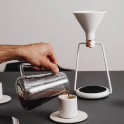 GINA BASIC Kaffeebereiter Weiss -Bestes Café Geschäft 105085 105085 goat story gina basic kaffeebereiter moodgiessen