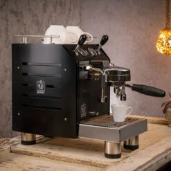 Family Home 1G Schwarz -Bestes Café Geschäft 105245 105245 reneka family home 1g schwarz shooting