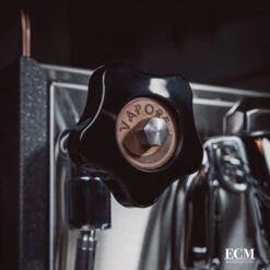 Mechanika VI Slim Heritage Line -Bestes Café Geschäft 105480 105480 ecm mechanika vi slim heritageline herangezoomt